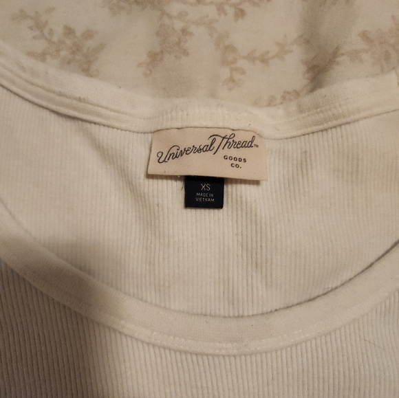 Universal Thread White Ribbed Top - Picture 2 of 2